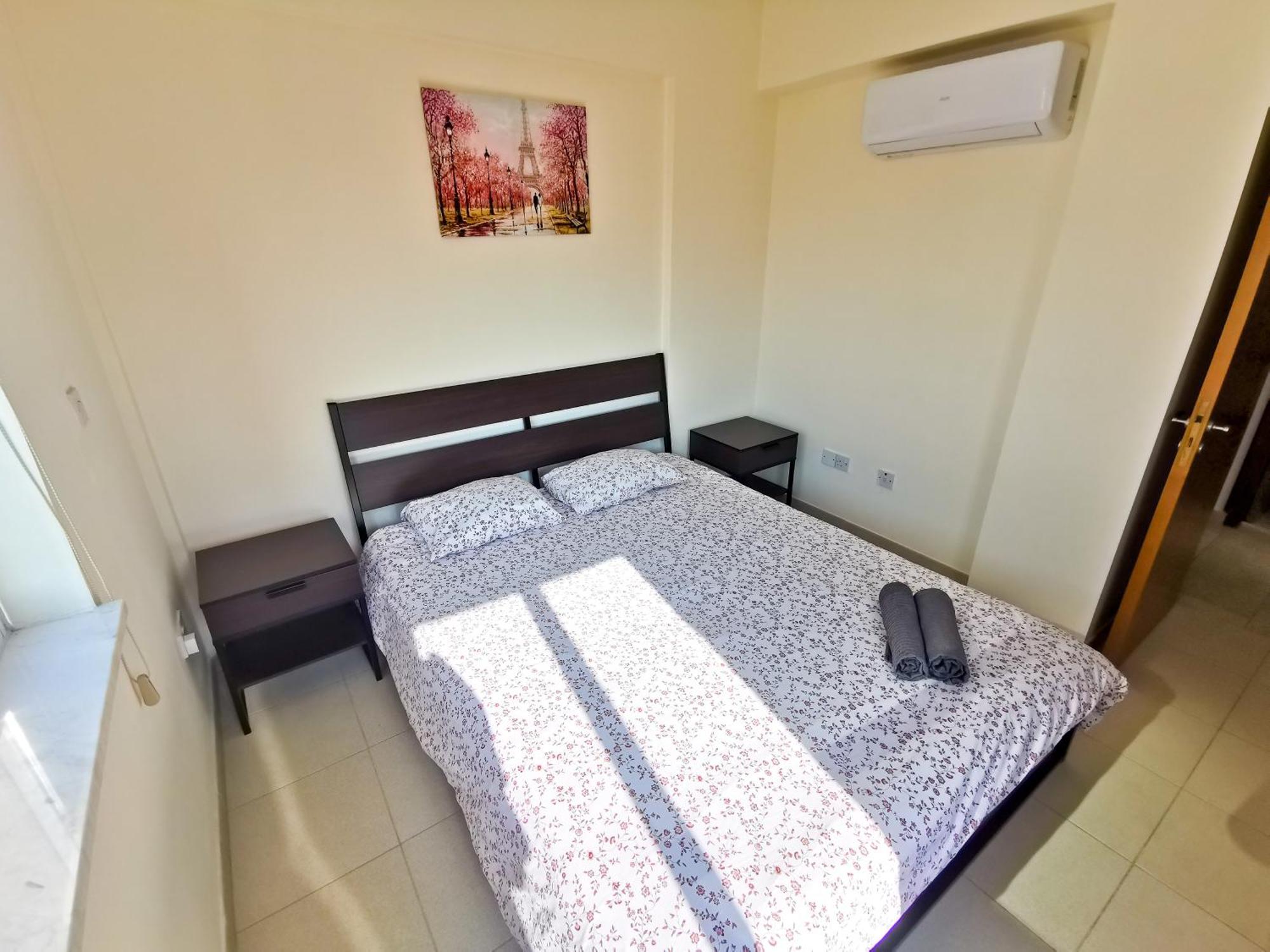 License To Chill Apartment Larnaca Ngoại thất bức ảnh